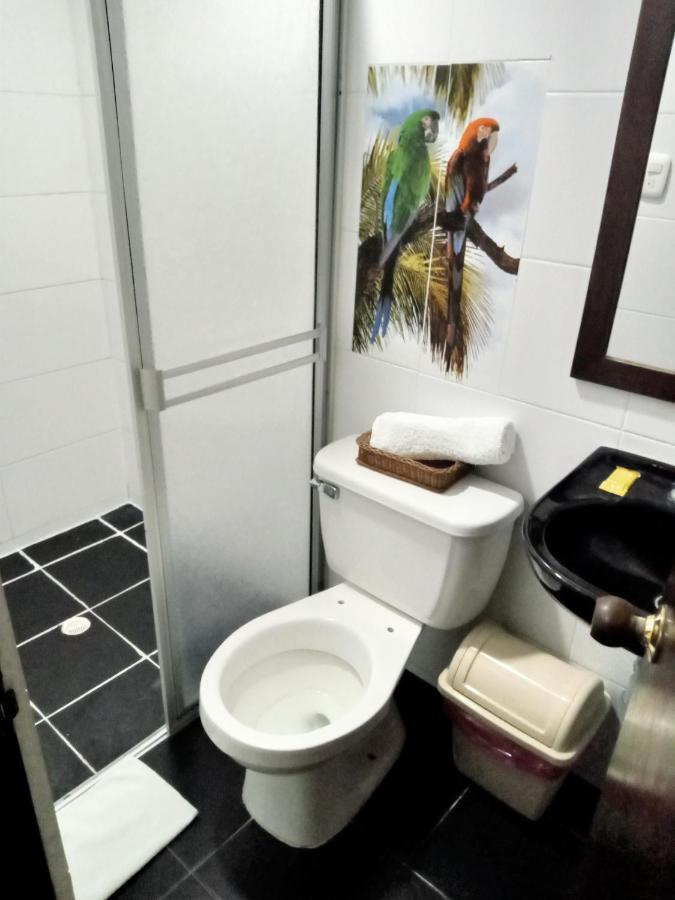 Hotel Canaveral Plaza مانيزاليس المظهر الخارجي الصورة